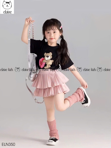 Bộ gấu trái tim Elaine áo cộc tay đen chân váy tầng màu hồng