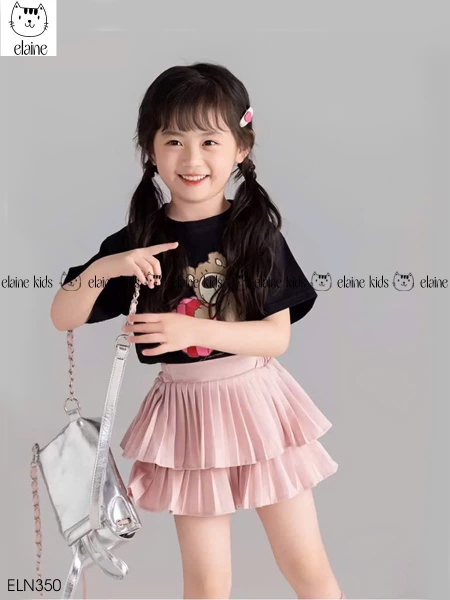 Bộ gấu trái tim Elaine áo cộc tay đen chân váy tầng màu hồng
