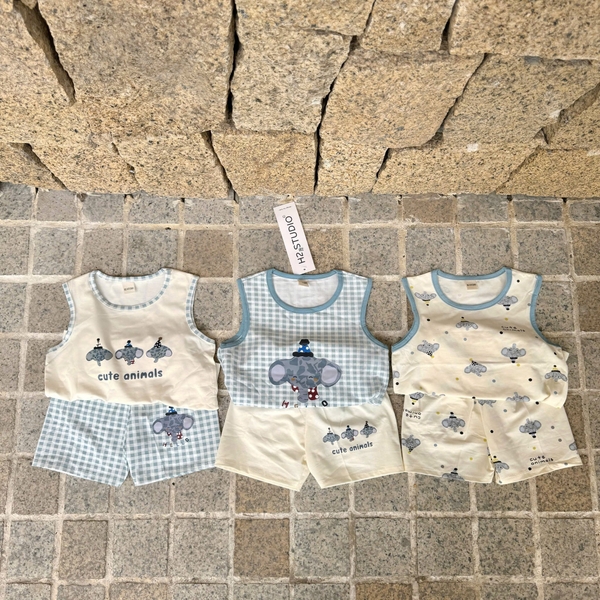 Set 3 bộ cotton sát nách màu xanh, hồng H2.Studio