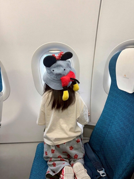 Mũ vành denim Mickey 2 màu xanh nhạt, xanh đậm