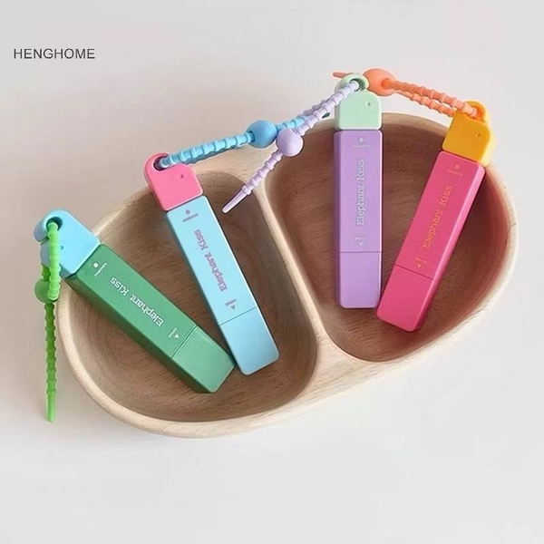 Set 2 bút tẩy vết bẩn tạm thời HENGHOME