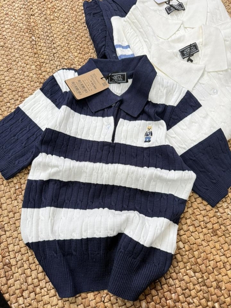 Áo len Polo Who.A.U cộc tay thêu gấu 4 màu trắng, navy, kẻ ngang