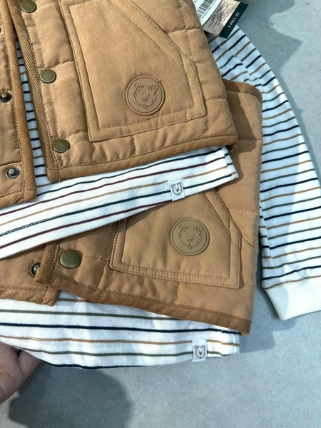 Set 3 món Tommy Bahama NÂU áo gile, áo thun kẻ ngang, quần nỉ