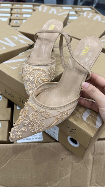 Guốc ren Zara mũi nhọn đế 5 phân 3 màu đen, be, trắng