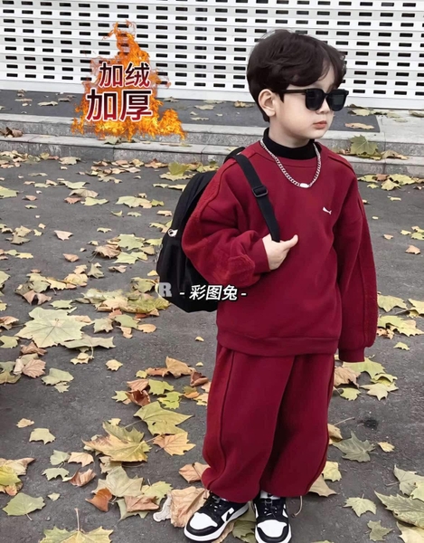 Bộ nỉ bông quần bo gấu màu đỏ cho bé trai