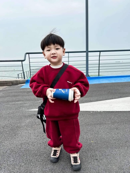 Bộ nỉ bông quần bo gấu màu đỏ cho bé trai