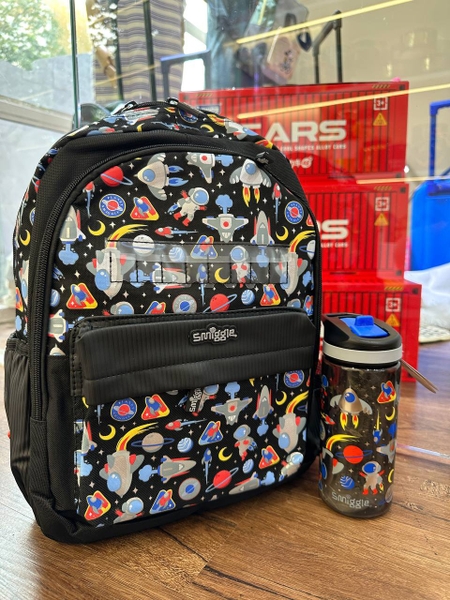 Balo Smiggle mẫu 3D size 36x28cm cho bé trai, bé gái