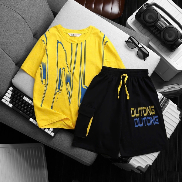 Bộ cộc tay H&M 7 màu in chữ Amazing, Tong, Sorry Your...size đại cho bé trai