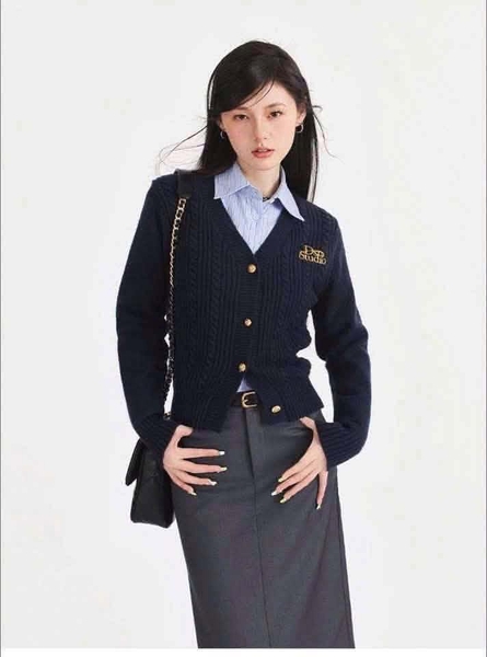 Cardigan Dessuu Len vặn thừng xanh navy