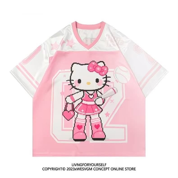 Áo thể thao cổ tim hình Hello Kitty và Mickey Mouse