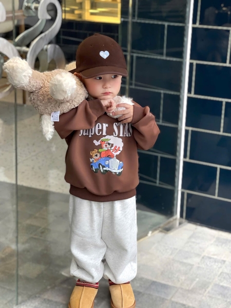 Áo nỉ 2 da Super Stars 2 màu nâu và trắng BCD KIDS
