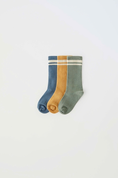 Tất Zara dư xịn nhiều mẫu thu đông
