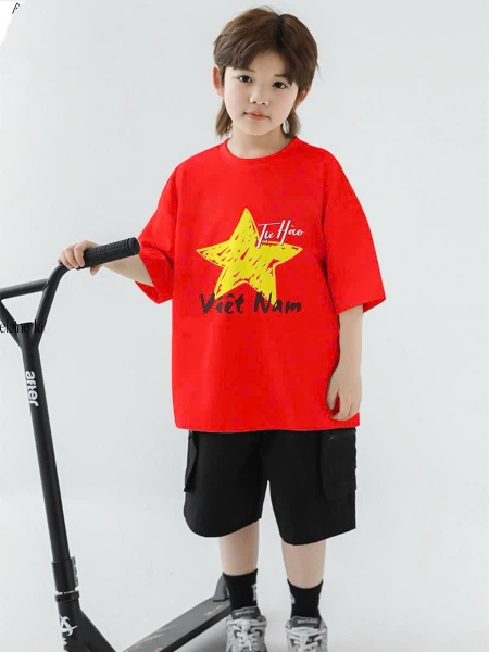 Bộ cotton BÉ TRAI Elaine cộc tay áo cờ đỏ sao vàng Tự hào Việt Nam mix QUẦN kaki đen