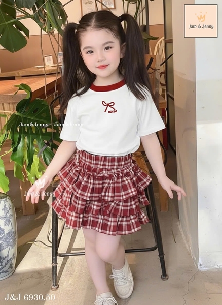 Bộ cộc tay áo trắng nơ Cocso JAM&JENNY mix chân váy ĐỎ caro 3 tầng