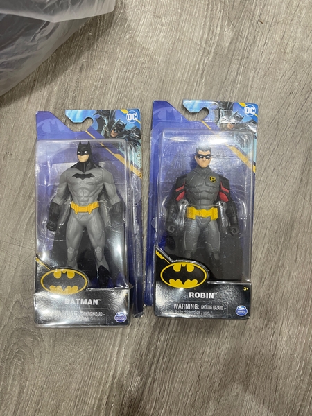 Mô hình siêu anh hùng DC Batman, Robin