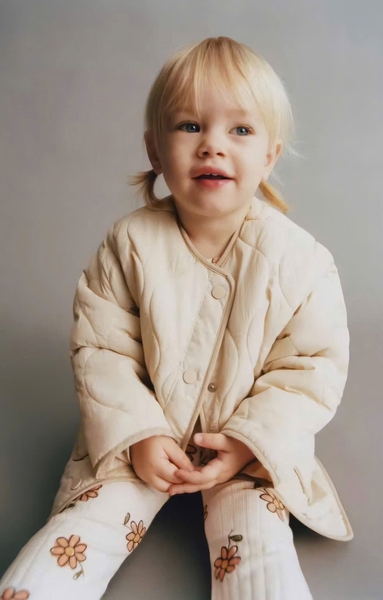 Áo khoác trần bông ZARA baby 2 màu hồng, be