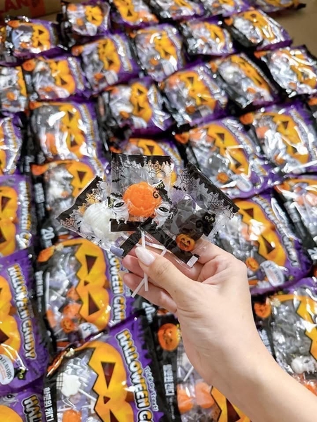 Gói 20 cây kẹo mút mix hình Halloween Candy Hàn Quốc