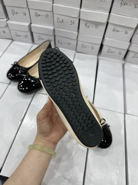 Giày búp bê đế bệt gắn nơ 2 màu đen, be cho nữ