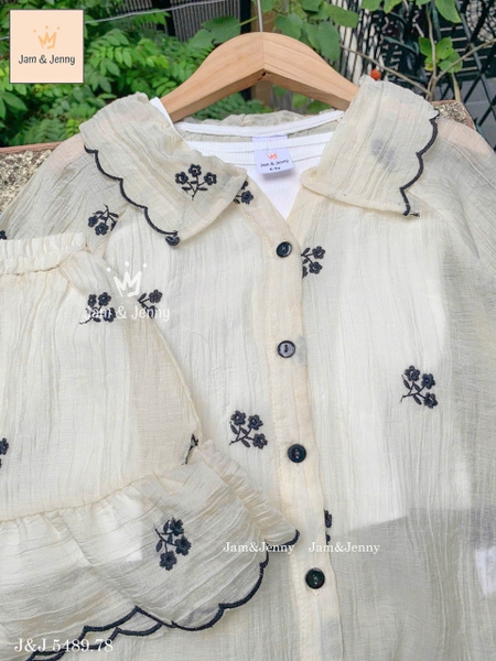 Set 3 món voan hãng JAM&JENNY màu be gồm sơ mi dài tay, áo hai dây, chân váy thêu hoa đen