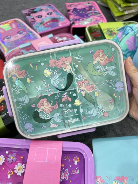 Hộp đựng cơm 3 NGĂN Smiggle BPA Free cho bé