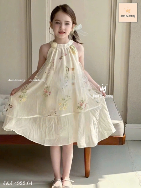 Váy voan nàng thơ cổ yếm thêu hoa màu be Jam&Jenny