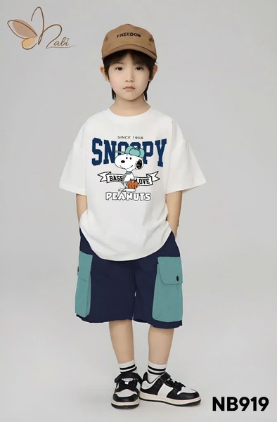 Bộ cotton Nabi áo Snoopy Peanuts trắng quần short kaki xanh navy bé trai