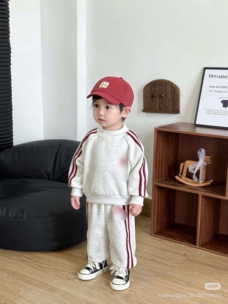 Bộ nỉ dài tay Hone baby sọc đỏ 2 màu xám nhạt, xám đậm cho bé