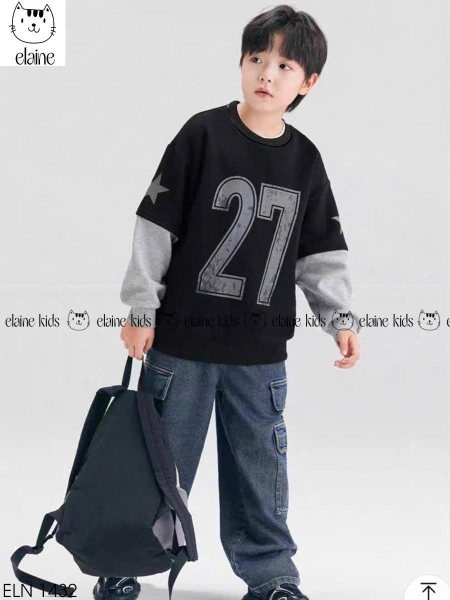Bộ Elaine áo cotton 27 màu đen phối tay ghi quần jeans