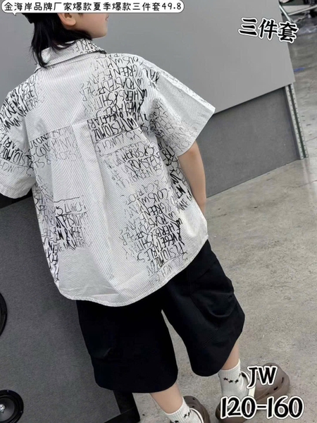 Bộ 3 món áo sơ mi nhiều chữ quần short đen, mix áo phông trắng size đại