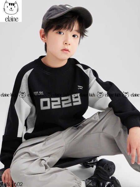Bộ dài tay 0229 ELAINE áo đen phối xám quần kaki bo gấu