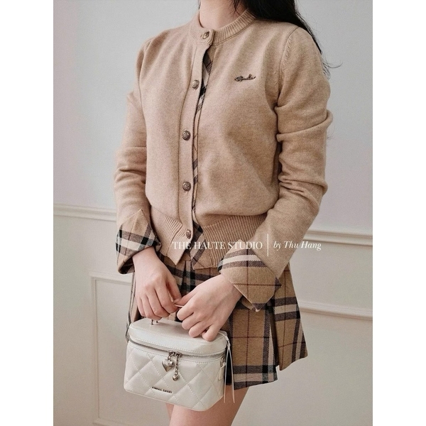 Chân váy dạ hoạ tiết BBR hãng Y.JIA màu nâu
