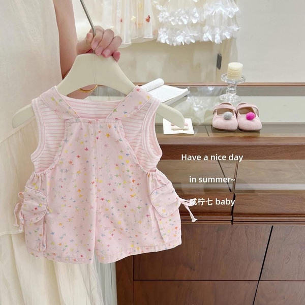 Set yếm Hello Kitty hồng đính ngôi sao bé gái