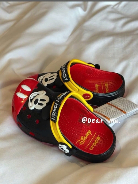 Dép sục crocs MICKEY đỏ đen cho MẸ&BÉ