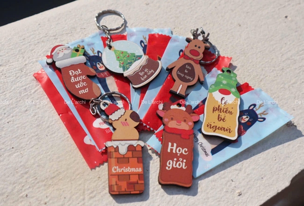 Móc khoá blindbox nhiều thông điệp