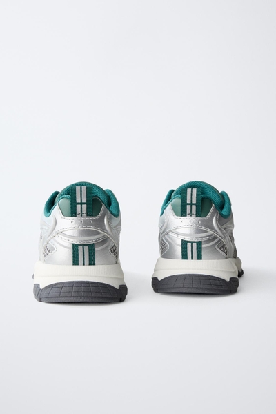 Giày thể thao lưới Zara Mesh Trainers màu bạc mix xanh lá