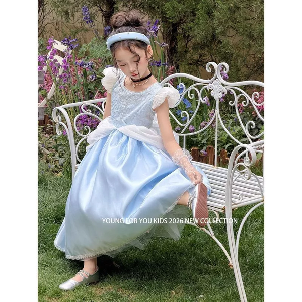 Váy công chúa Cinderella xanh dương nhiều tầng kèm găng tay ren