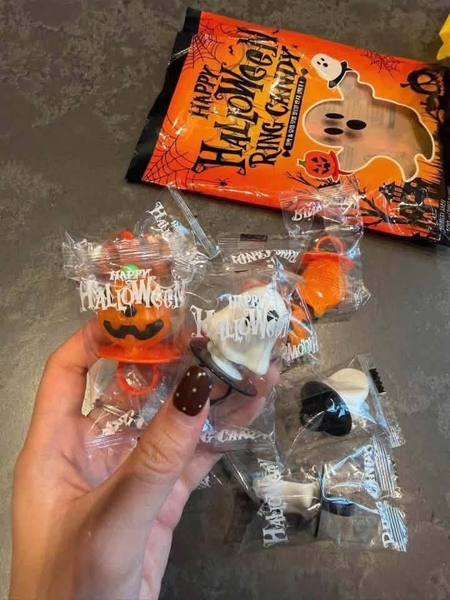 Kẹo nhẫn Happy Halloween Ring Candy 10c 100gr