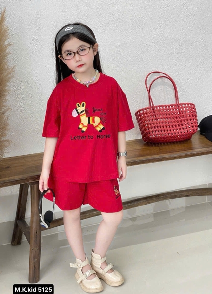 Bộ cộc tay Kunkun Kids thêu ngựa Your 2026 2 màu đỏ, hồng bé gái