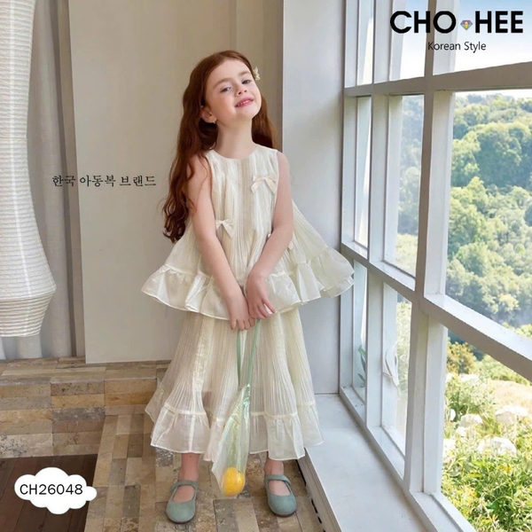 Bộ voan sát nách Cho Hee đính nơ màu kem chân váy