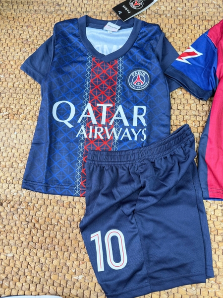 Bộ cộc tay bóng đá 4 màu Ronaldo, Qatar, Messi, Barcelona