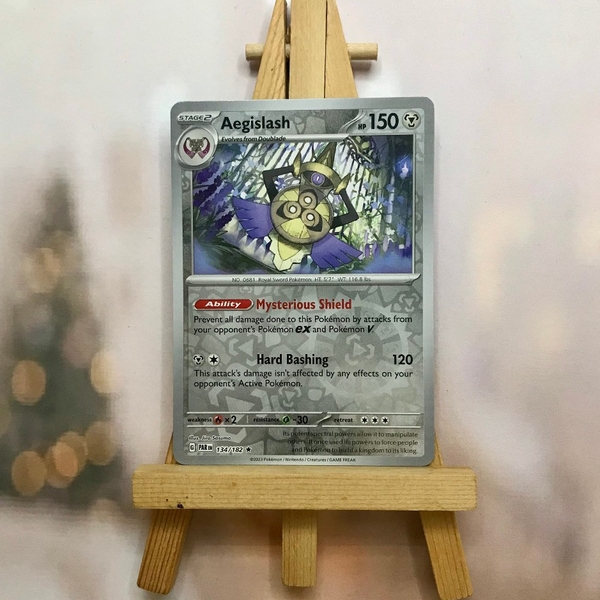 Thẻ hình Pokemon Aegislash 134/182 - Lá bài lẻ Scarlet Violet Paradox Rift Holo Rare Reverse Holo tiếng Anh ảnh 4