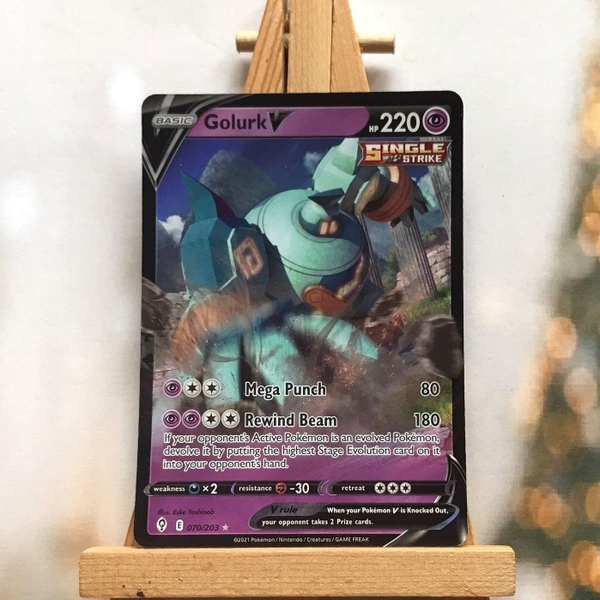Thẻ hình Pokemon Golurk V 070/203  - Lá bài Evolving Skies Ultra Rare tiếng Anh chính hãng ảnh 3