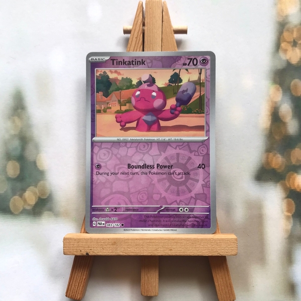 Thẻ hình Pokemon Tinkatink 083/182 - Lá bài Scarlet & Violet: Paradox Rift Common Reverse Holo tiếng Anh chính hãng