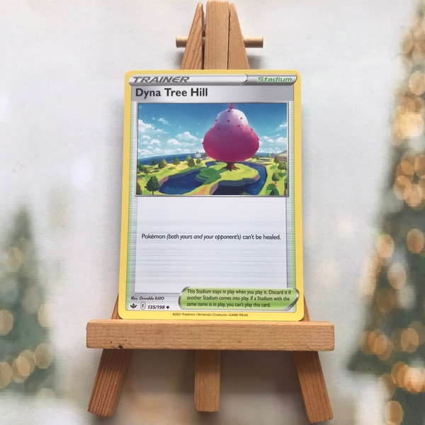 Thẻ hình Pokemon Dyna Tree Hill 135/198 - Lá bài lẻ Chilling Reign Uncommon Reverse Holo tiếng Anh chính hãng