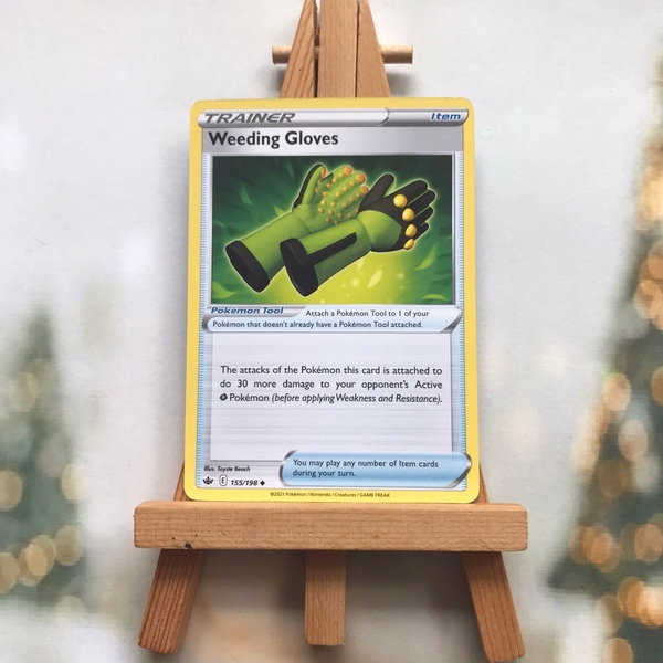 Thẻ hình Pokemon Weeding Gloves 155/198 - Lá bài lẻ Chilling Reign Uncommon Reverse Holo tiếng Anh chính hãng