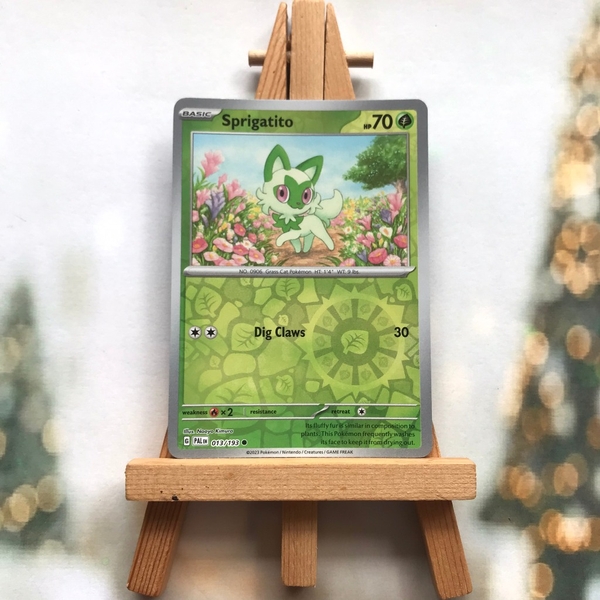 Thẻ hình Pokemon Sprigatito 013/193 - Lá bài lẻ Scarlet & Violet Paldea Evolved Common Reverse Holo tiếng Anh chính hãng