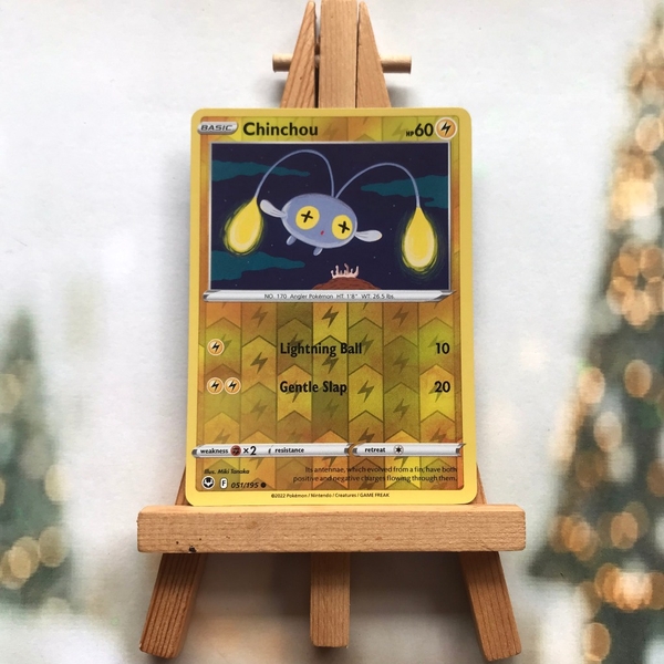 Thẻ hình Pokemon Chinchou 051/195 - Lá bài lẻ Sword & Shield: Silver Tempest Common Reverse Holo tiếng Anh chính hãng