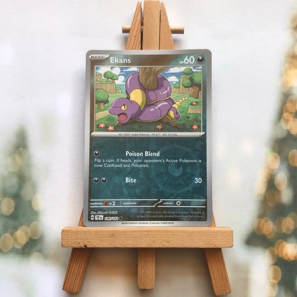 Thẻ hình Pokemon Ekans 100/162 - Lá bài lẻ Scarlet & Violet: Temporal Forces Common Reverse Holo tiếng Anh chính hãng