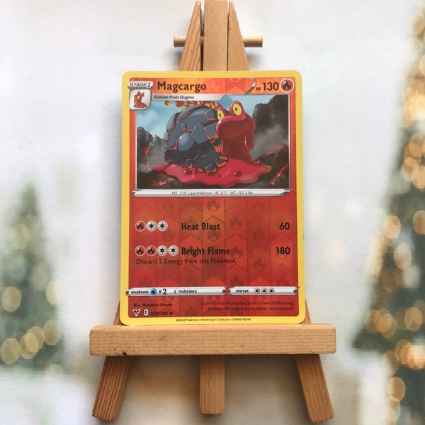 Thẻ hình Pokemon Magcargo 028/185 - Lá bài lẻ Sword & Shield: Vivid Voltage Uncommon Reverse Holo tiếng Anh chính hãng