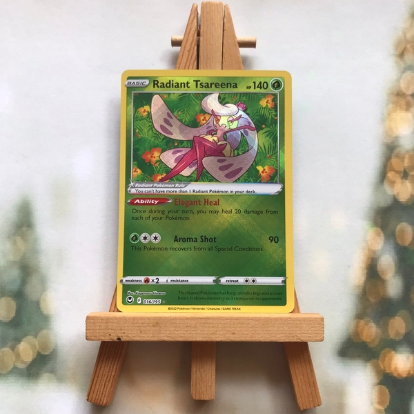 Thẻ hình Pokemon Radiant Tsareena 016/195 - Lá bài Sword & Shield: Silver Tempest Radiant Rare tiếng Anh chính hãng